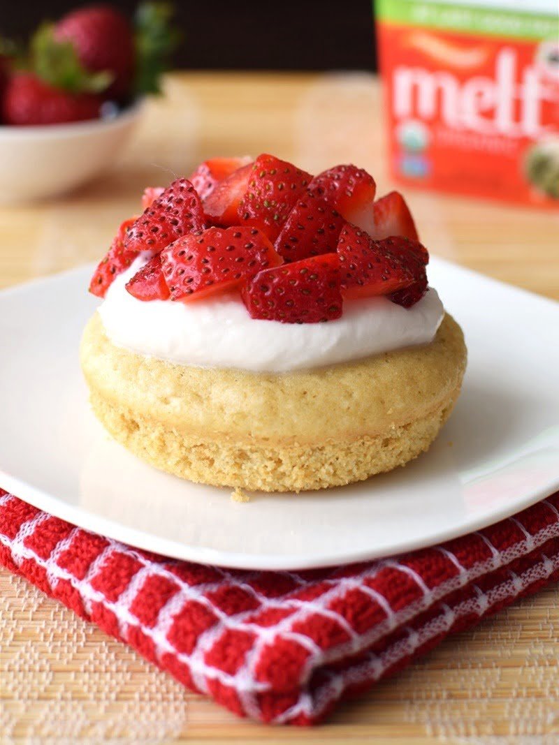Strawberry Shortcake Donuts Recipe (baked!)